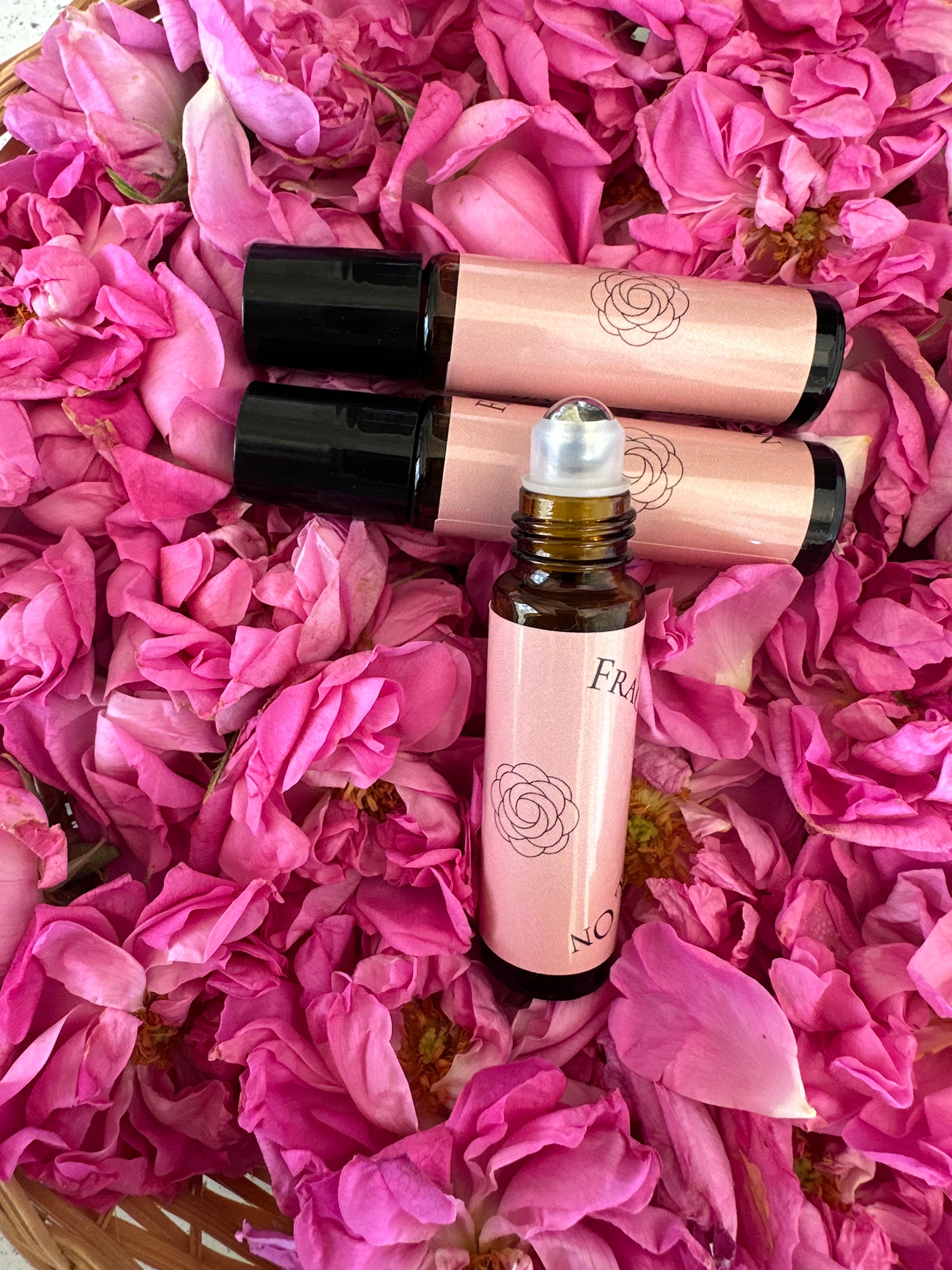 Rose Roll On Perfume 10ml ローズ パフュームロールオン – Samaria